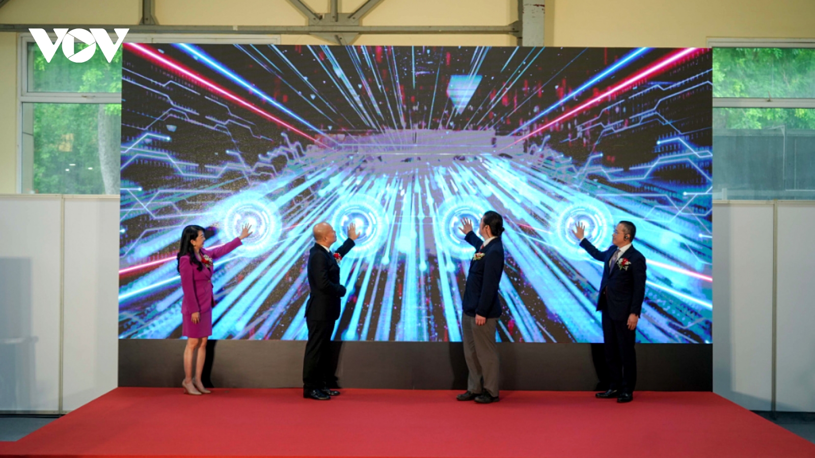 Nearly 200 international brands attend VME & SIE 2025 in Hanoi